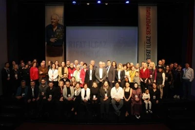 Rıfat Ilgaz&rsquo;a saygı duruşu, sempozyum ve &ouml;d&uuml;l t&ouml;reniyle ta&ccedil;landı