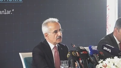 Bakan Uraloğlu: İran'da 7, Irak'ta da 4 u&ccedil;ağımız kaldı