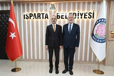 Bakan Uraloğlu: "Isparta&rsquo;da g&uuml;zel işler yapılıyor"