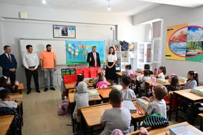 Yıldırım Belediye Başkanı Oktay Yılmaz &ouml;ğrencilerle&nbsp;tecr&uuml;belerini paylaştı