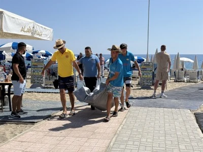 G&uuml;neşlenirken hayatını kaybetti&nbsp;