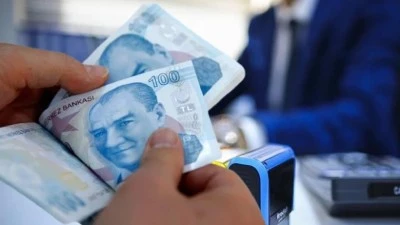 Emekli memurların yaşadığı sorun Bakan Işıkhan'a soruldu!