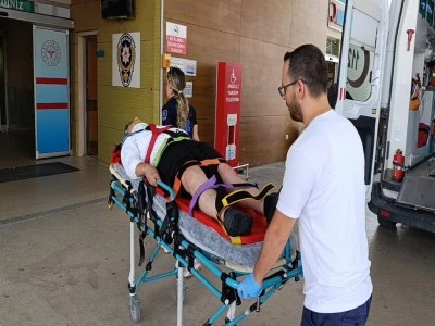  Bursa&rsquo;da yolcu otob&uuml;s&uuml; ile TIR &ccedil;arpıştı