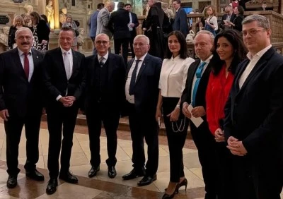 S&Ouml;DER&rsquo;DEN ANLAMLI DAVET: T&Uuml;RK TOPLUMUNA G&Uuml;&Ccedil;L&Uuml; MESAJ