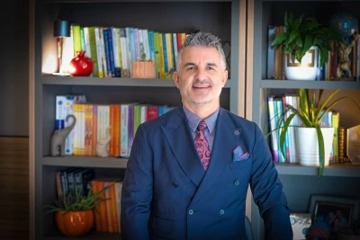 Uzun yaşamın yeni form&uuml;l&uuml;:&nbsp; hafta i&ccedil;i bitkisel, hafta sonu hayvansal Beslenme
