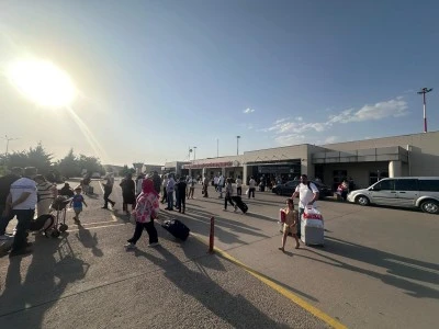 İsrail&rsquo;in İran&rsquo;a saldırısı Irak'a giden u&ccedil;akların rotasını değiştirdi