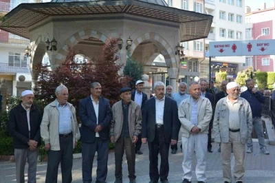 Hacı adayları dualarla kutsal topraklara uğurlandı
