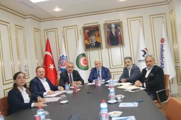 HAK EMEK-DER Y&ouml;netim Kurulu Başkanı Bayram Altun: &ldquo;En d&uuml;ş&uuml;k emekli maaşı asgari &uuml;cret seviyesine &ccedil;ekilmeli&rdquo;
