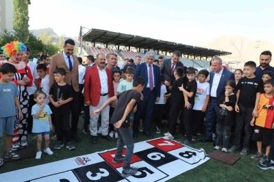 Hakkari&rsquo;de Bir Anadolu Şenliği başladı