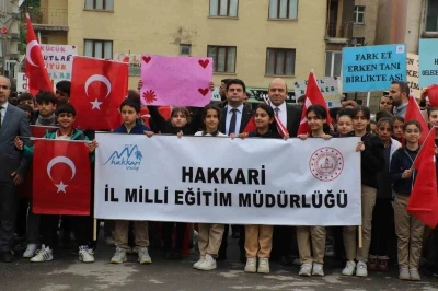 Hakkari&rsquo;de farkındalık y&uuml;r&uuml;y&uuml;ş&uuml; d&uuml;zenlendi
