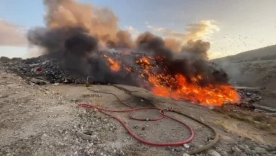 Hamitler'de &ccedil;&ouml;pl&uuml;k yangını kontrol altına alındı