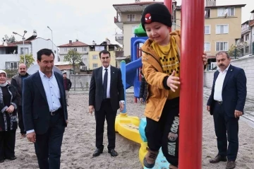 Harmancık il&ccedil;esi&rsquo;nin ilk parkı Osmangazi Belediyesi&rsquo;nden