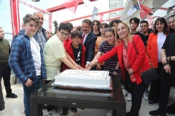 Hasan Ali Y&uuml;cel Gen&ccedil;lik, Bilim ve Sanat Merkezi&rsquo;ne gen&ccedil;lerden yoğun ilgi
