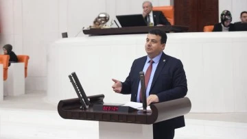 Hasan &Ouml;zt&uuml;rk: 'Yenişehir &ccedil;ift&ccedil;isinin emekleri yok sayılıyor!'