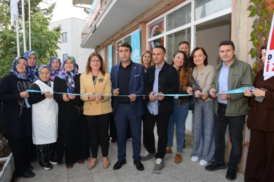 Hasanağa Mahallesi Kadın Yardımlaşma ve Dayanışma Derneği Hizmete A&ccedil;ıldı
