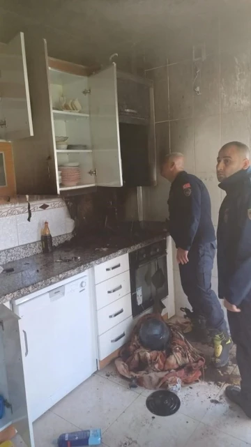 Hassa&rsquo;da bir evde yangın &ccedil;ıktı
