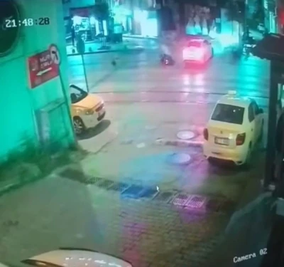 Bursa'da hatalı d&ouml;n&uuml;ş kazaya neden oldu: 1 yaralı
