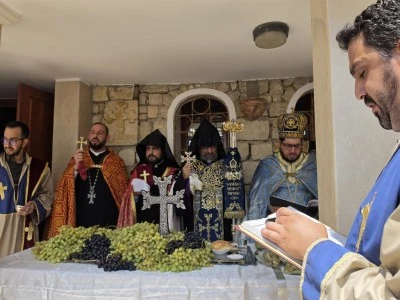 Hatay'da 'Meryem Ana Yortusu' ve '&Uuml;z&uuml;m Bayramı' kutlandı