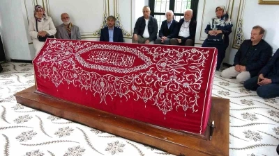 Hayme Ana, Anneler G&uuml;n&uuml;&rsquo;nde kabri başında anıldı
