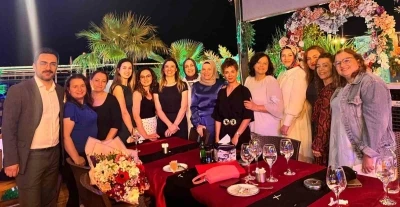 Hemşireler G&uuml;n&uuml;&rsquo;nde g&ouml;n&uuml;llerince eğlendiler
