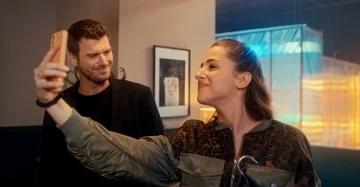 Hepsiburada&rsquo;nın Kıvan&ccedil; Tatlıtuğ&rsquo;lu &lsquo;Efsane Kasım&rsquo; reklam filmi yayında
