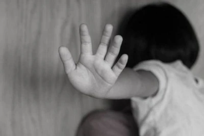 Her ayrıntısı mide bulandıran olay! Kız &ccedil;ocuğu ailesi tarafından cinsel birlikteliğe zorlandı