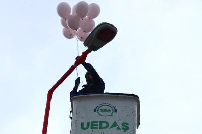 Her Ekim, Erken Teşhis İ&ccedil;in Sokak Lambaları Pembe Yanıyor