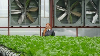 Her şey 6 yıl &ouml;nce Amerika&rsquo;ya gitmesiyle başladı, T&uuml;rkiye&rsquo;ye teknolojik tarımı getirdi
