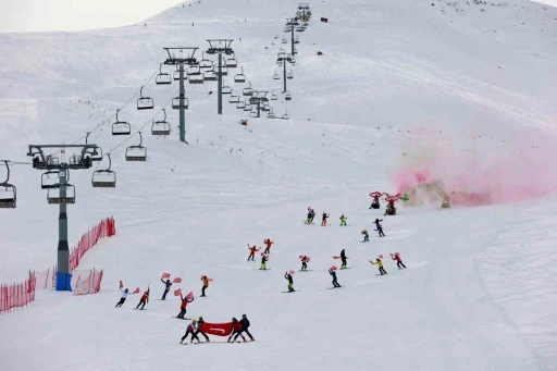 Hesarek Kayak Merkezi&rsquo;nde kayak sezonu başladı
