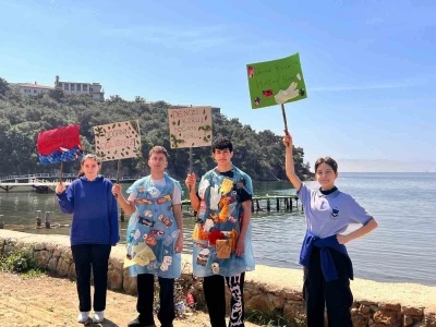 Heybeliada &ouml;ğrencilerinden &ccedil;evre koruma &ccedil;ağrısı
