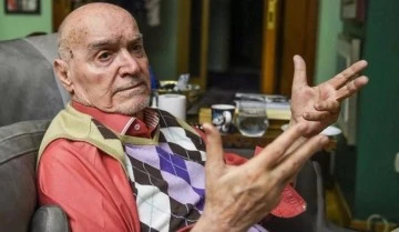 Hıncal Ulu&ccedil; yaşamını yitirdi! 