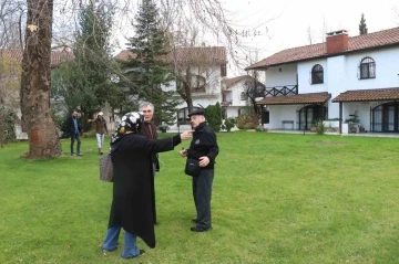 Hırsızlar g&ouml;le sıfır villalara dadandı
