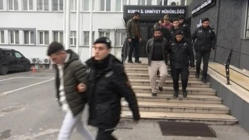 Bursa'da hırsızlık &ccedil;etesi aynı aileden &ccedil;ıktı