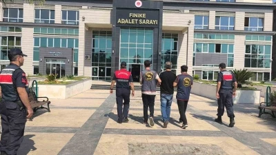 Hırsızlık su&ccedil;undan 25 yıl 9 ay hapis cezası bulunan h&uuml;k&uuml;ml&uuml; yakalandı