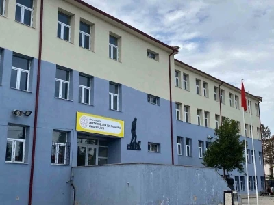 Hisarcık &Ccedil;PL Mesleki ve Teknik Anadolu Lisesine d&ouml;n&uuml;şt&uuml;r&uuml;ld&uuml;
