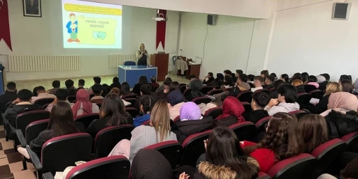 Hisarcık MYO&rsquo;da &ouml;ğrencilere ilk yardım eğitimi
