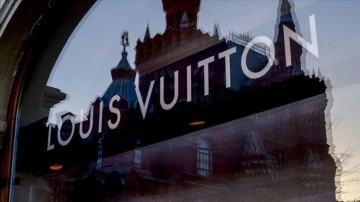 Hisseleri rekor kıran Fransız LVMH'nin piyasa değeri 500 æ&ccedil;milyar doları aştı