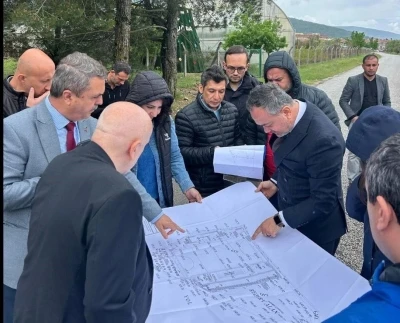 Hokey sahası i&ccedil;in yerinde inceleme ger&ccedil;ekleştirildi
