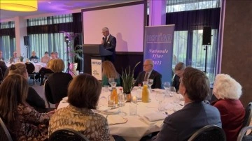 Hollanda&rsquo;da farklı din mensuplarının katılımıyla iftar d&uuml;zenlendi 