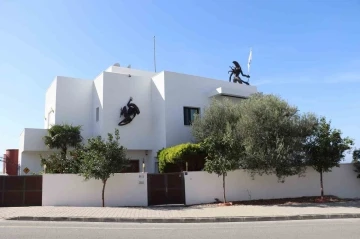 Hollywood&rsquo;da değil Kuşadası&rsquo;nda
