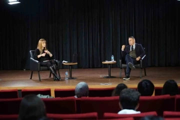 Hukuk&ccedil;ular uyarıyor: &ldquo;&lsquo;Seni seviyorum&rsquo; demek taciz sayılabilir&rdquo;
