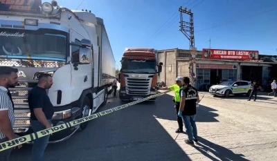 Husumetli olduğu kuzenini tır ile sıkıştırarak ağır yaraladı