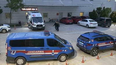 Husumetli şahıslar birbirlerini silahla vurdu: 1 &ouml;l&uuml;, 1 yaralı