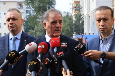 İBB Başkanvekili Nuri Aslan, Maltepe&rsquo;de &Ccedil;&ouml;ken Binayla İlgili A&ccedil;ıklama Yaptı