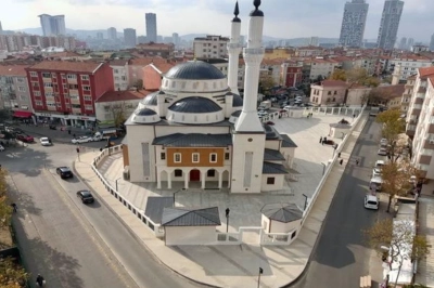 İBB'den Cami, T&uuml;rbe ve Cemevlerine Kapsamlı Destek