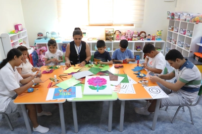 İBB&rsquo;den &Ouml;zel Gereksinimli Bireylere Yaz Boyu &Uuml;cretsiz At&ouml;lyeler