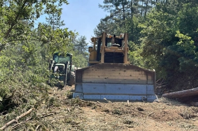 İBB Ekipleri Sakarya&rsquo;daki Orman Yangınına M&uuml;dahale Ediyor