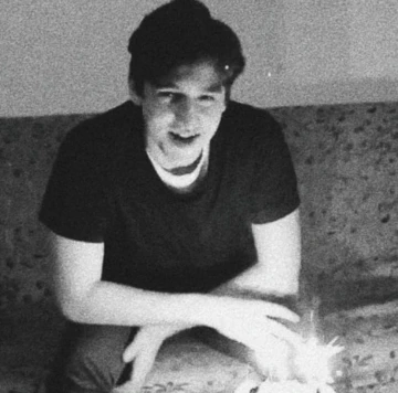 İBB&rsquo;nin spor kompleksinde boğulan 17 yaşındaki Emirhan&rsquo;ın ablasından a&ccedil;ıklama
