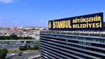  İBB'ye y&ouml;nelik y&uuml;r&uuml;t&uuml;len &lsquo;yolsuzluk' soruşturmasında g&ouml;zaltı sayısı 34'e y&uuml;kseldi