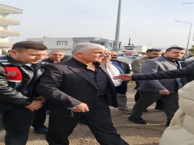 İbrahim Tatlıses'e saldırının azmettiricisi, izinli olarak cenazeye katıldı